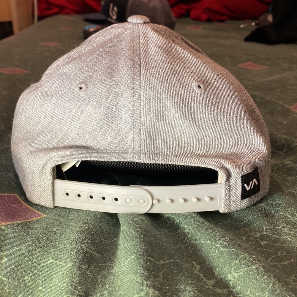 SnapBack - Picture 2 of 3